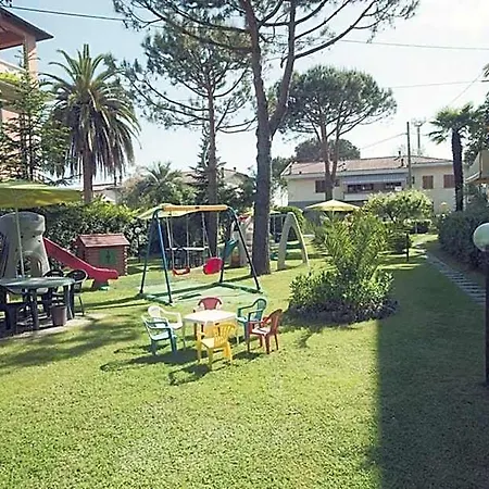 Parma Mare 3* Marina di Massa